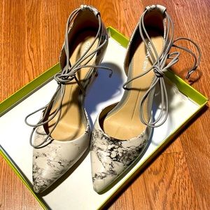 Gianni Bini Marble heel